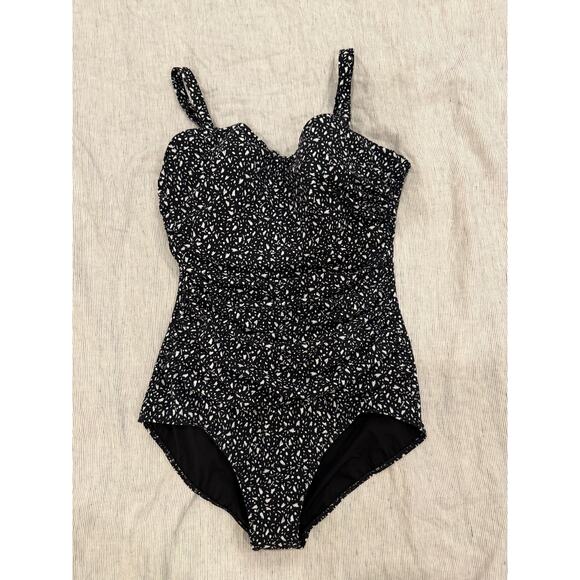 Profile By Gottex Other - Profile by Gottex Black & White One-Piece Swimsuit - Size 16D
